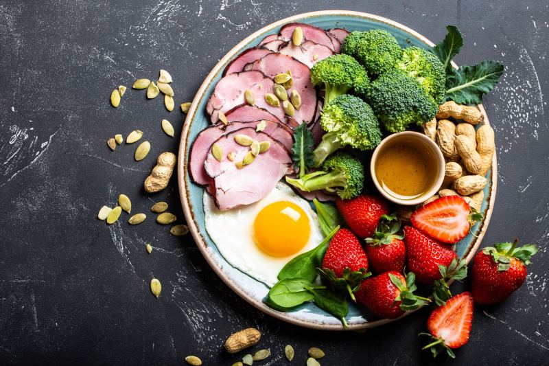 Keto diet for acne: foods, diet program, and benefits. Why Keto diet helps reduce acne scars.